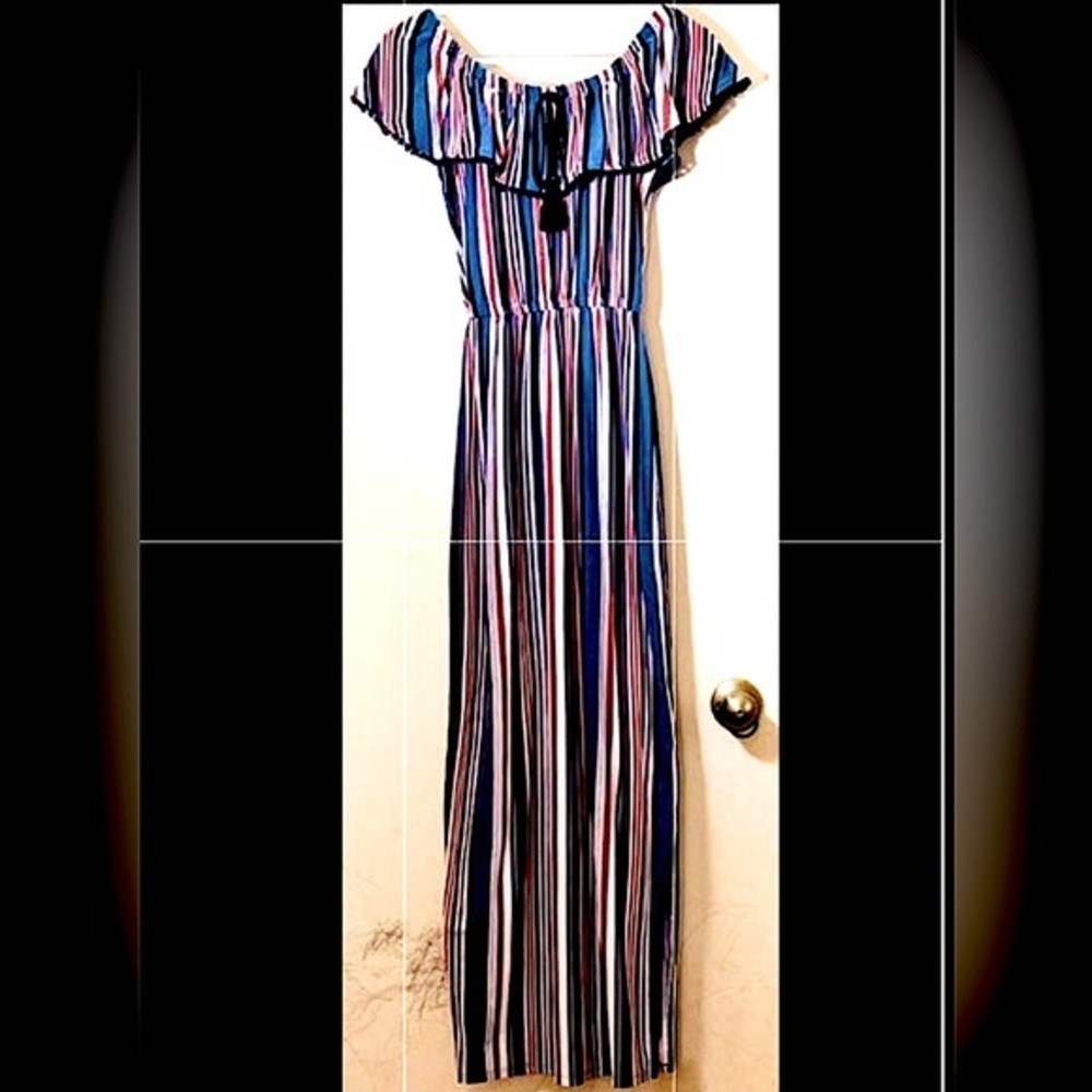 Derek Heart Ruffle Tiered Bust/EXTRA High Side-Slit Maxi Dress